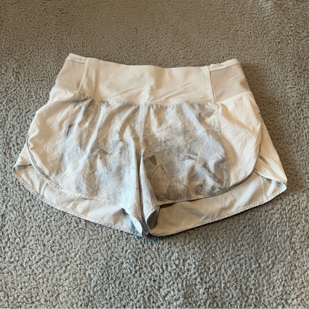 Lululemon | Real Quick Short Perforated 3.5" in Jasmine White Multi Running 8